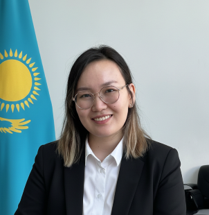 Шакенова А., APEC PetroTechnic жоғары колледжі академиялық жұмыс жөніндегі директордың орынбасары; Сулеймен Жандарбек, «Timal Consulting Group» ЖШС департамент директоры
